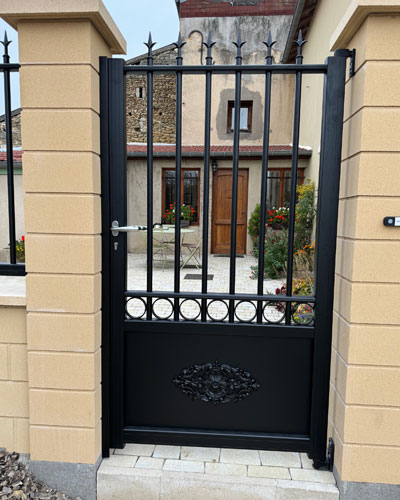 Showroom clotures KB Menuiserie